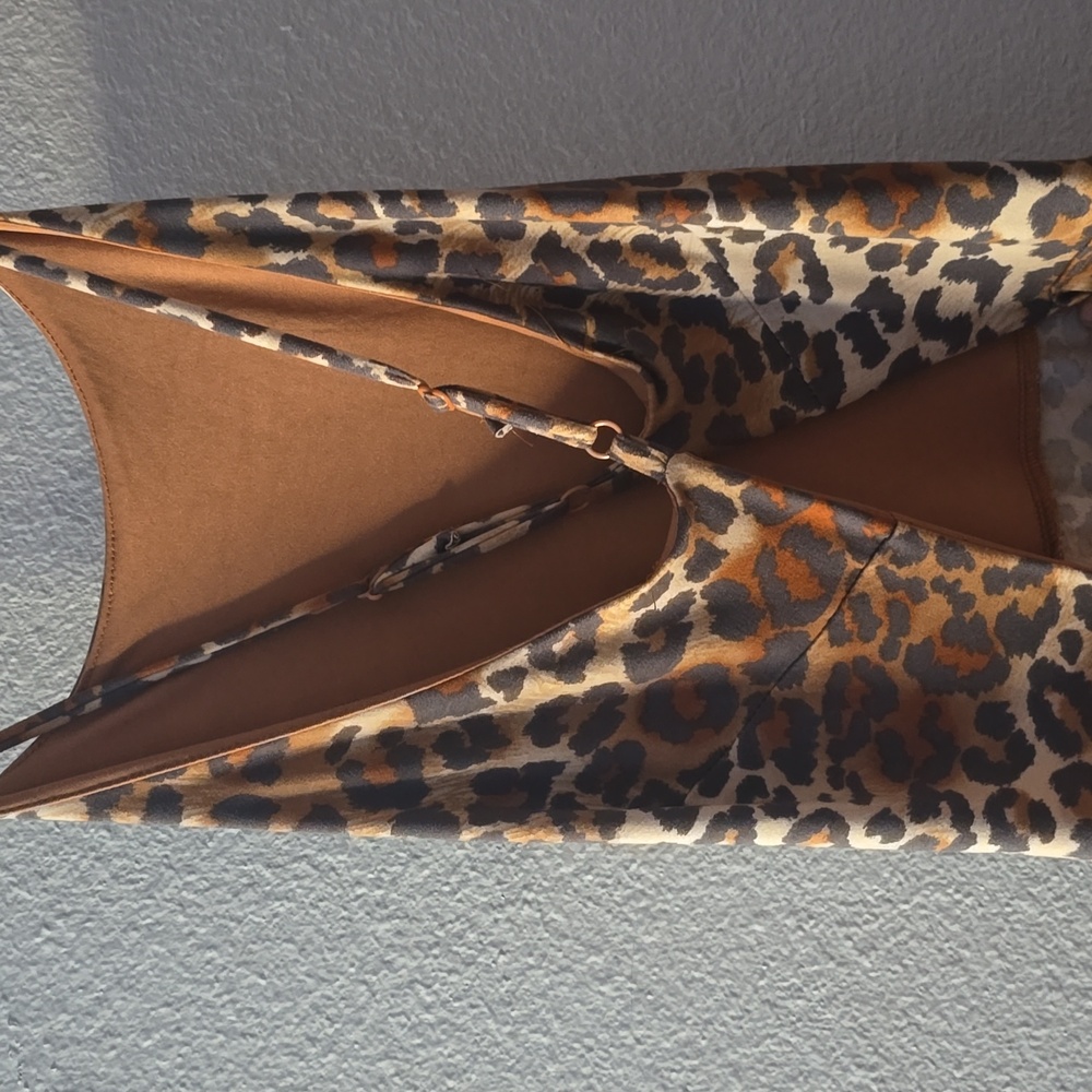 Heart & Hips Leopard Low Back Dress